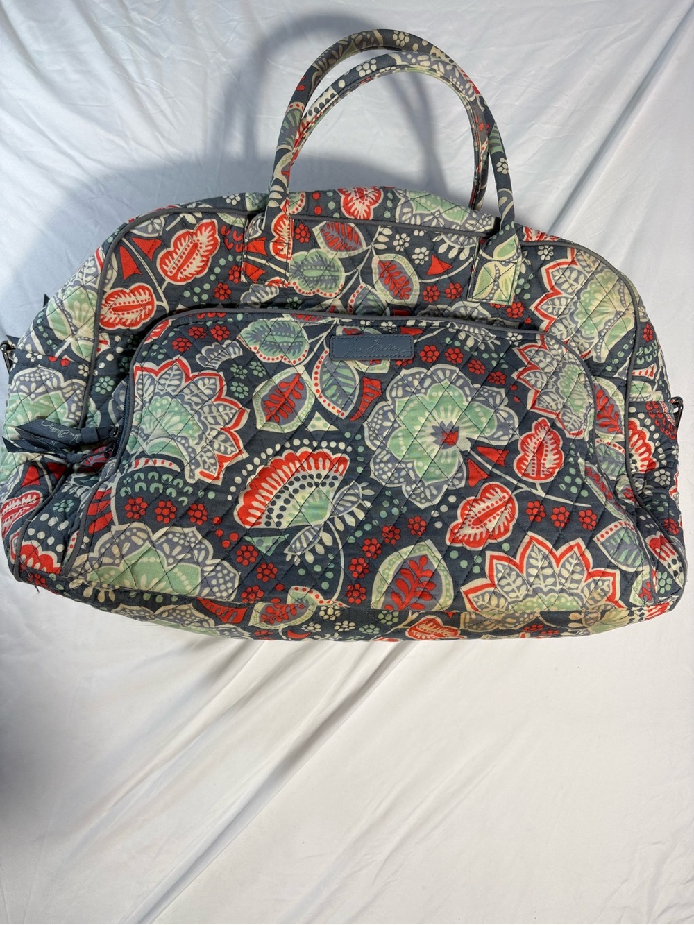 Retired vera bradley large duffel bag *no strap*, stains